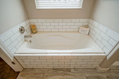 Owners Suite Bath - Ella (Lomas Encantadas)